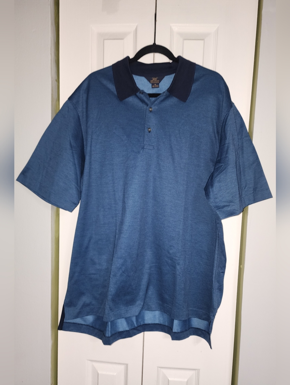 Brooks Brothers Two-Tone Blue Polo with Dark Contrast Collar Size XL